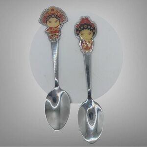 BEIJING OPERA HOUSE ART COLLECTIBLE SPOONS